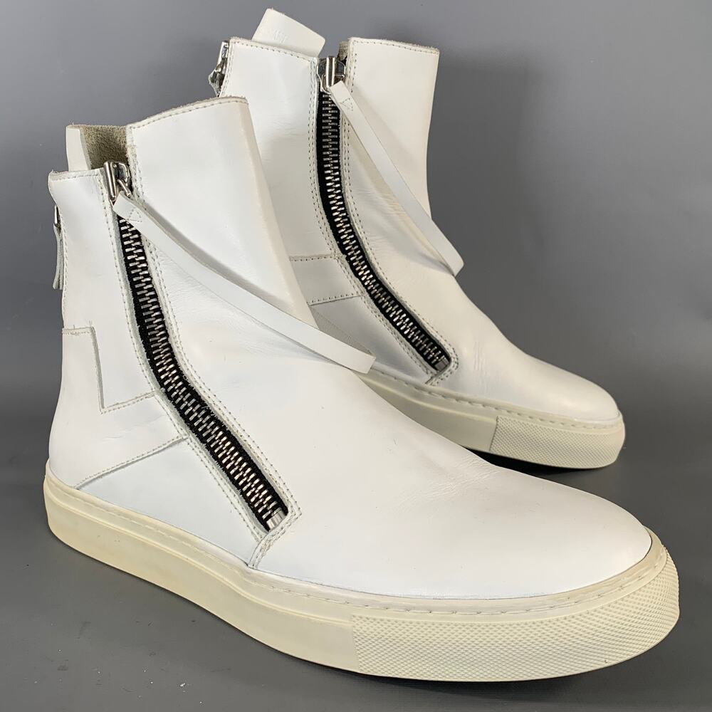 EMPORIO ARMANI Size 9 White Leather Zip Up Boots